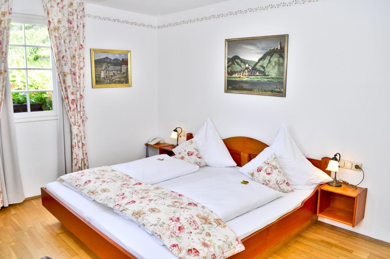 Altes Zollhaus Bed & Breakfast Байлщайн Екстериор снимка