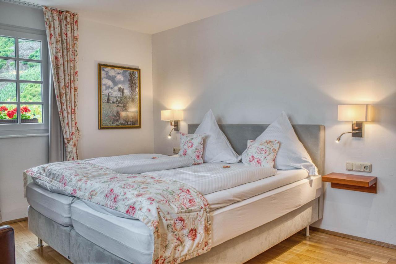 Altes Zollhaus Bed & Breakfast Байлщайн Екстериор снимка